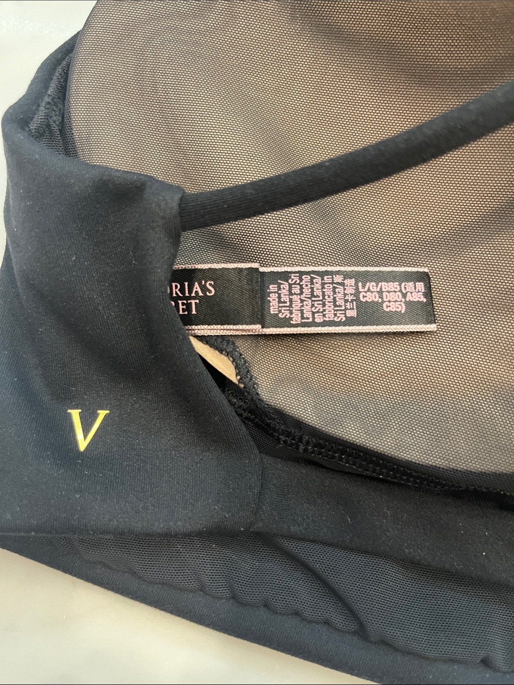 Victoria's Secret Black Cross-Back Sports Bralette - Picture 4 of 5